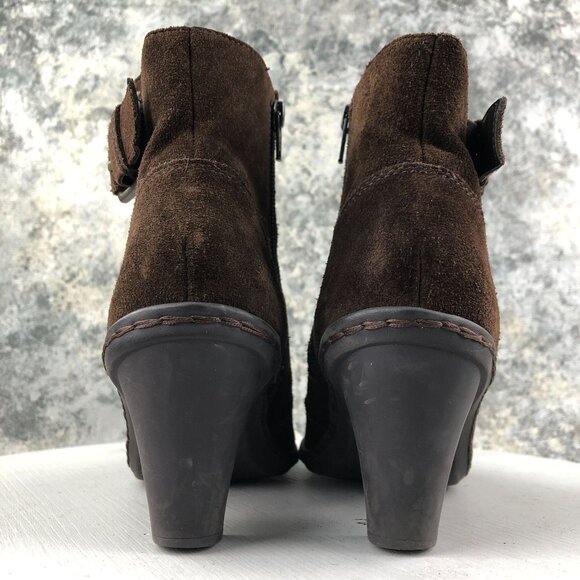 Strictly Comfort Women's Size 8M Brown Suede Side Zip High Heel Ankle Booties - Picture 7 of 14